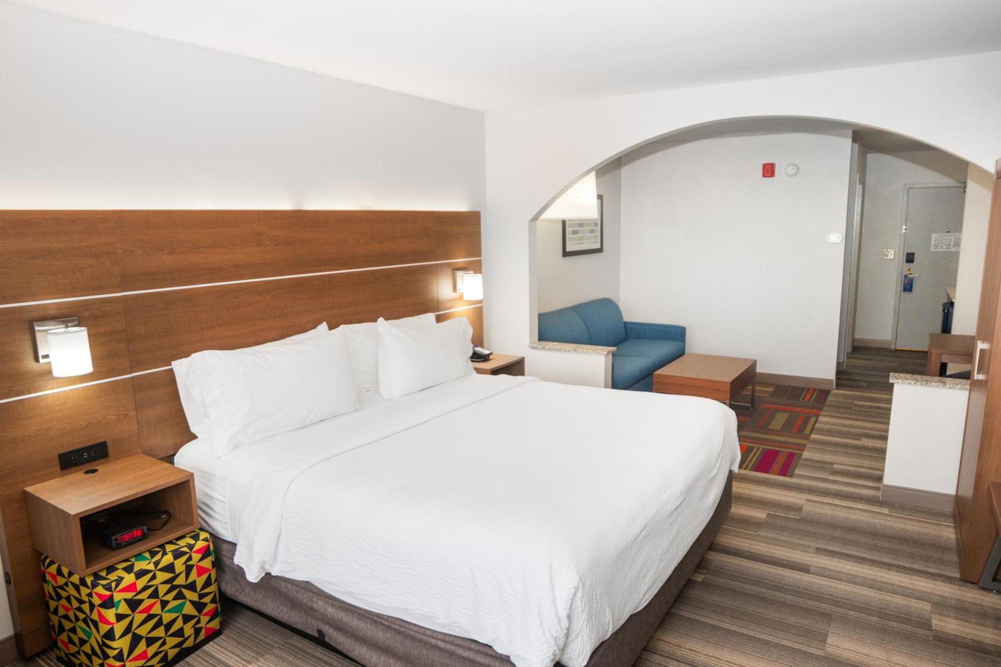 Holiday Inn Express And Suites Stroudsburg-Poconos By Ihg Bagian luar foto