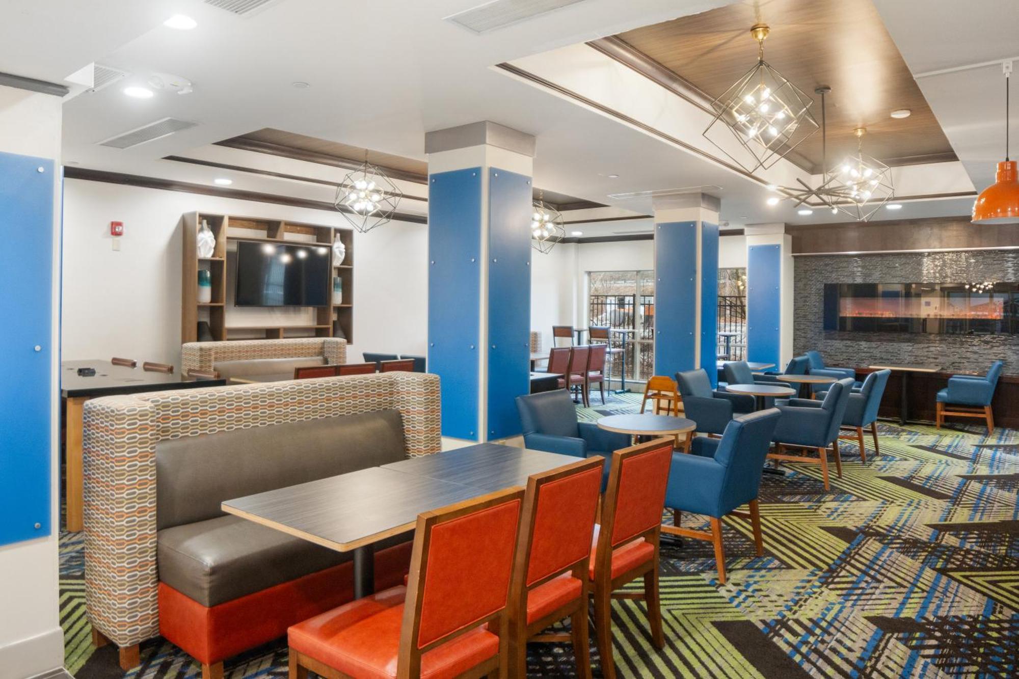 Holiday Inn Express And Suites Stroudsburg-Poconos By Ihg Bagian luar foto