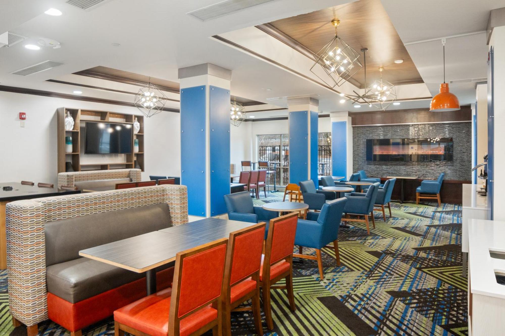 Holiday Inn Express And Suites Stroudsburg-Poconos By Ihg Bagian luar foto