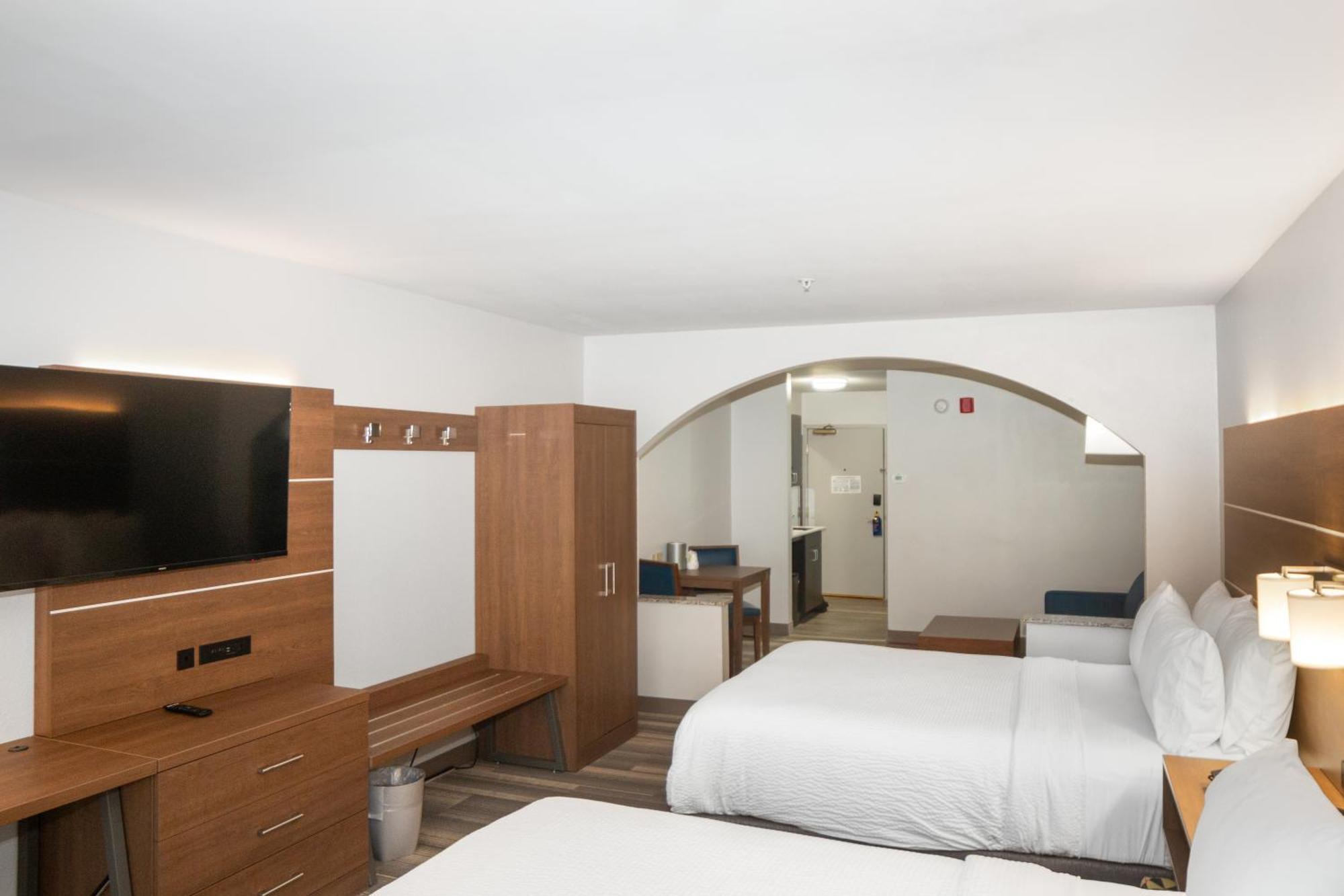Holiday Inn Express And Suites Stroudsburg-Poconos By Ihg Bagian luar foto