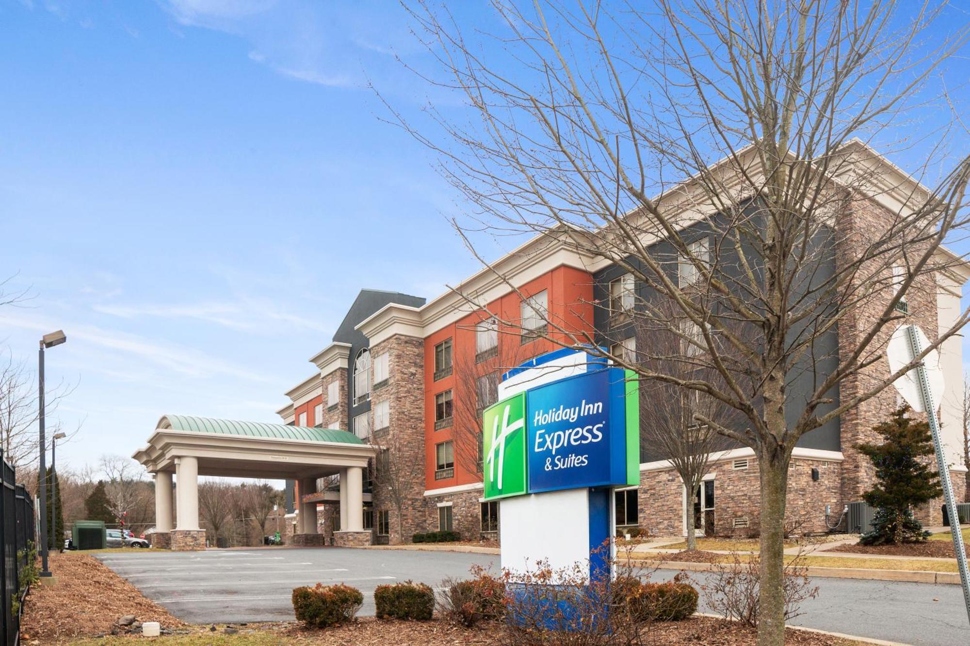 Holiday Inn Express And Suites Stroudsburg-Poconos By Ihg Bagian luar foto
