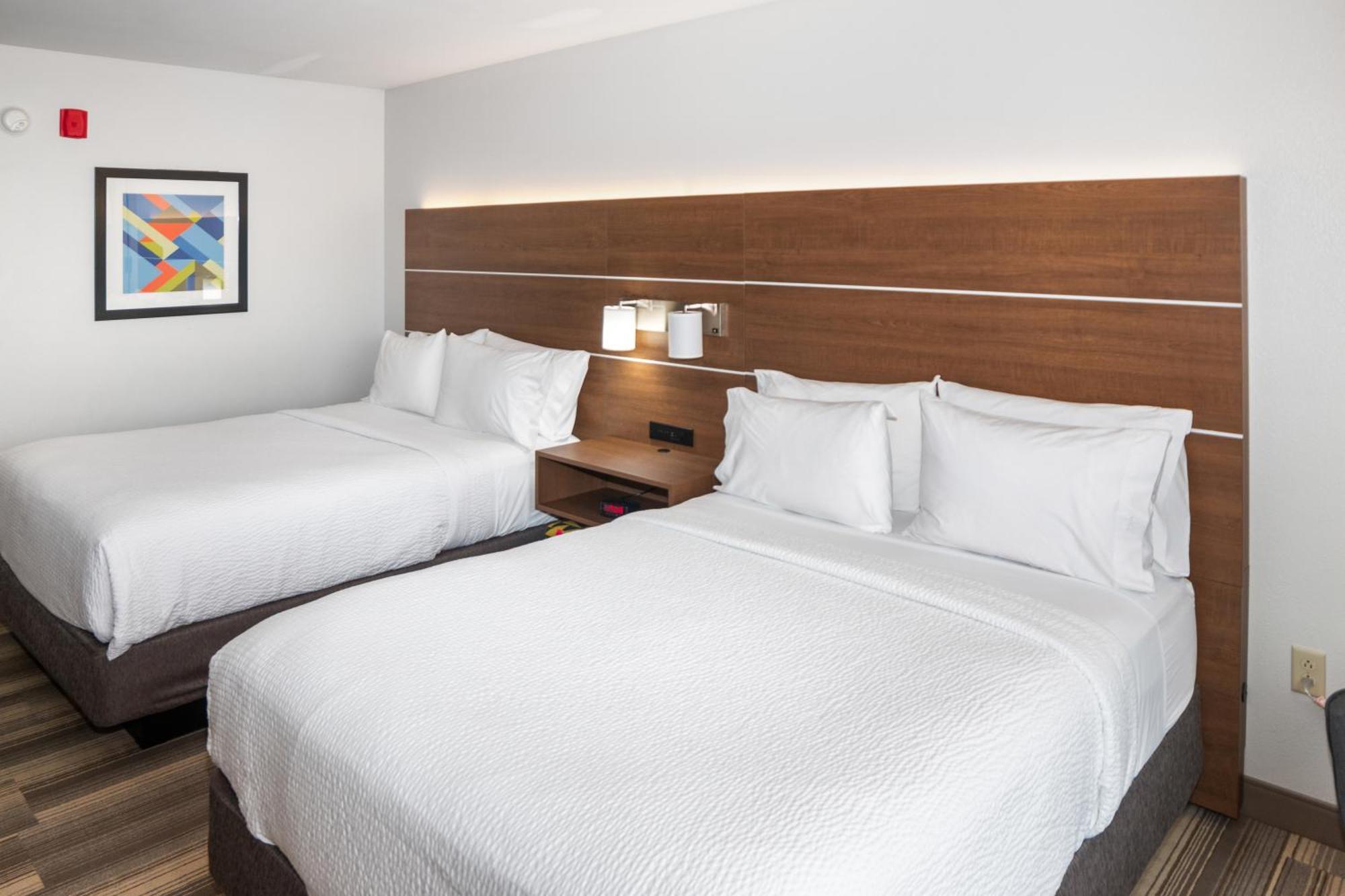 Holiday Inn Express And Suites Stroudsburg-Poconos By Ihg Bagian luar foto