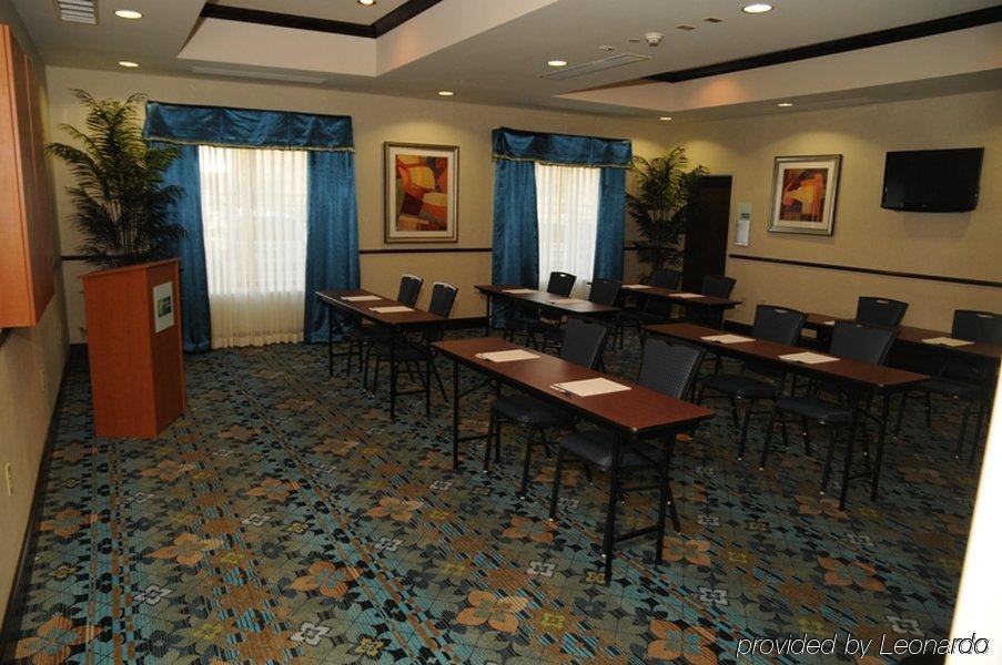 Holiday Inn Express And Suites Stroudsburg-Poconos By Ihg Fasilitas foto
